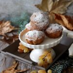 Muffins all'uva con pinoli e spezie